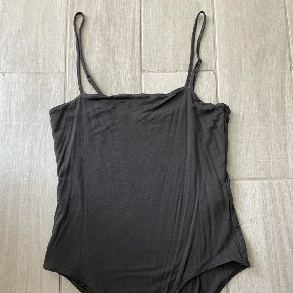 Gray bodysuit🌚